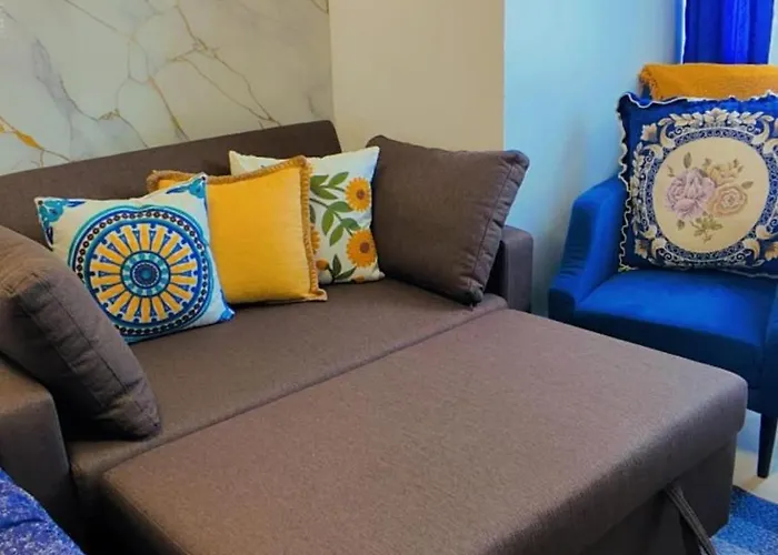 Jl Staycation, Victoria De Morato, Penthouse Manila